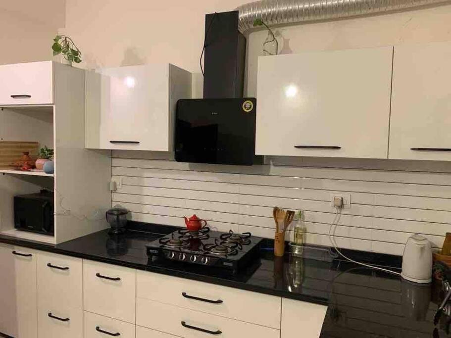 Furnished Villa Near Airport, Away From City Bhopal Luaran gambar