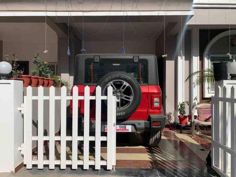 Furnished Villa Near Airport, Away From City Bhopal Luaran gambar
